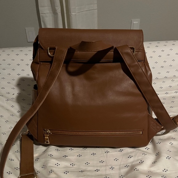Elkie&Co Milan (Genuine Leather) Diaper Backpack - Picture 2 of 6